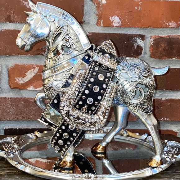 Accessories - NWOT Bling Western Belt